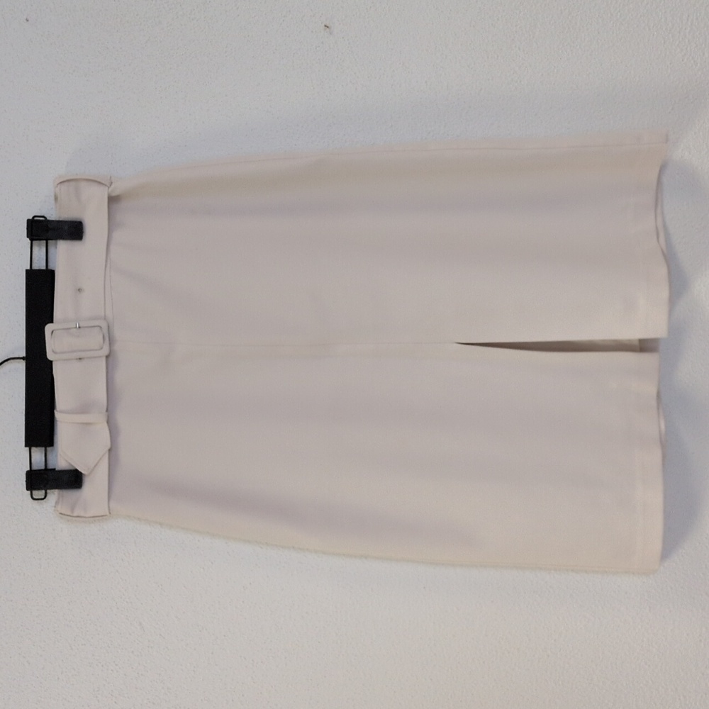 Banana Republic Cream Pencil Skirt with Belt
